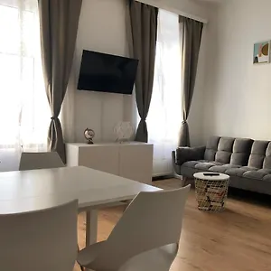 Near Subway Station 2 Apartment