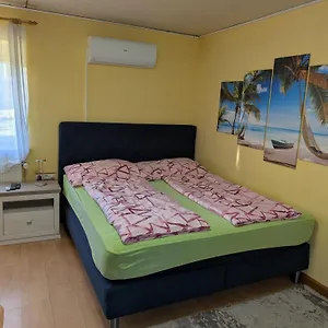 apt-haus-alexander.graz-austria-hotels.com/