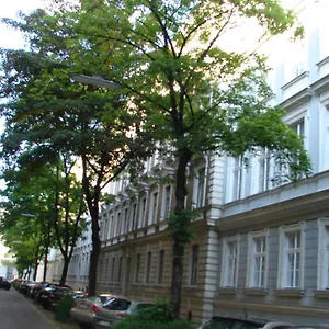 Charming Viennese Vienne