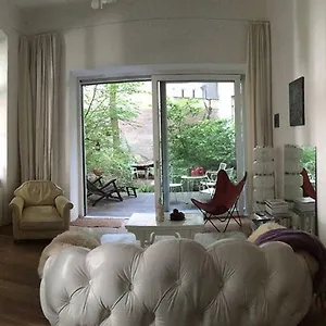 Gardenappartement Clara Apartment
